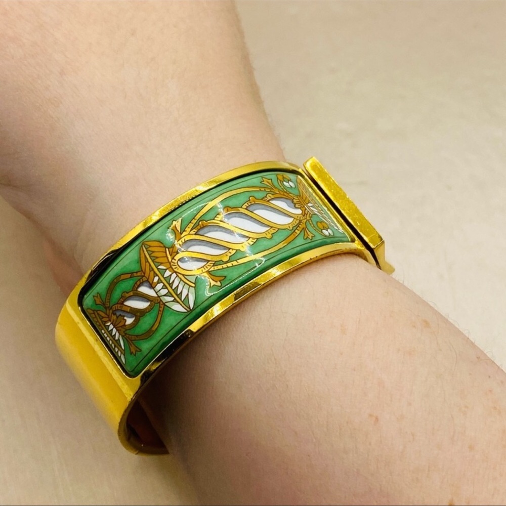 Vintage Hermès Green Enamel Cloisonné GM Clic Clack Cuff Bangle Bracelet. - Picture 2 of 8